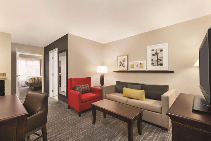 Room 18 of 26