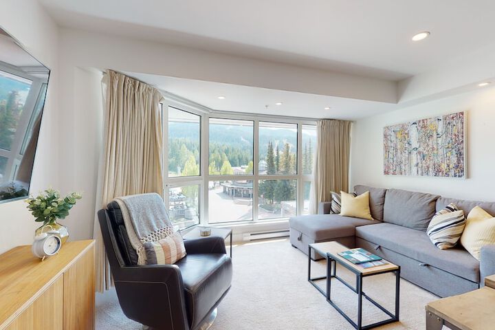 Le Chamois by Whistler Premier