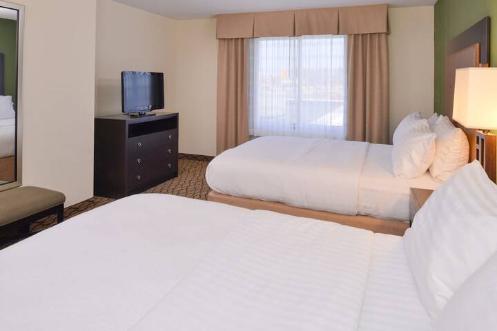 Holiday Inn Poplar Bluff by IHG