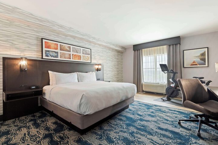 Room 40 of 59