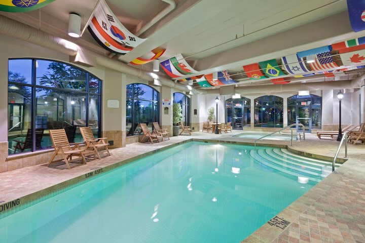 Pool 19 of 75