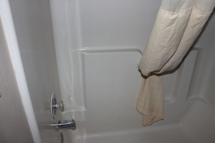 Room 14 of 63