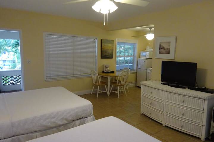 Room 51 of 141