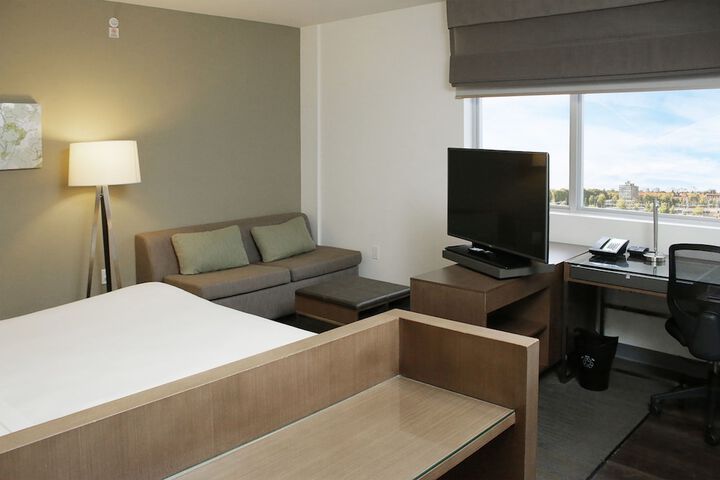 Room 25 of 50