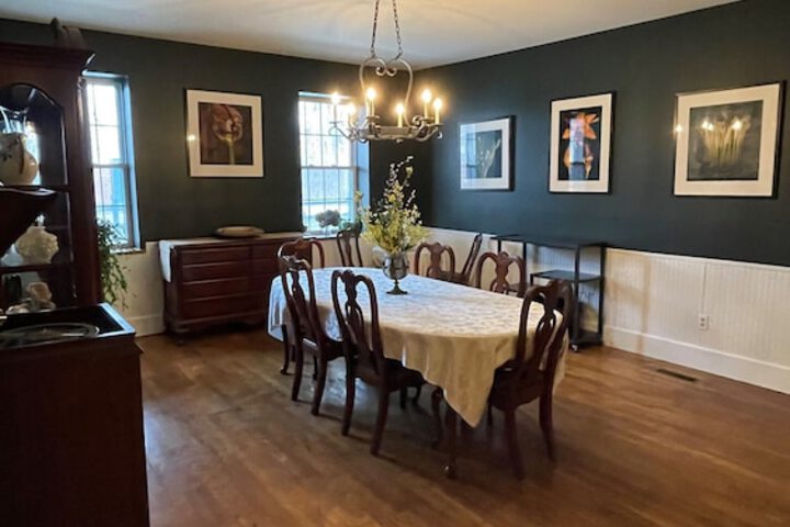 Room 21 of 36