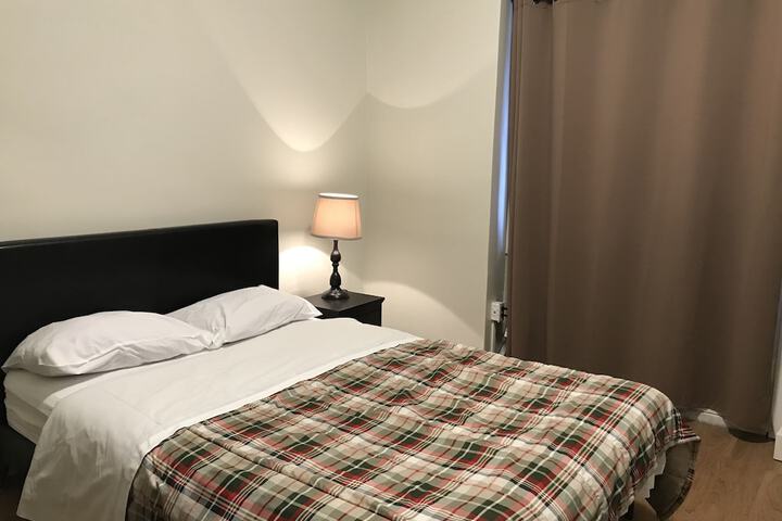 Room 12 of 26