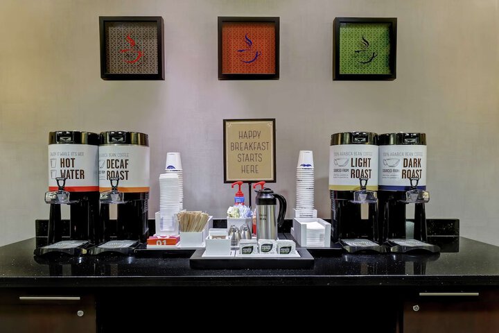 Breakfast/Coffee Service 64 of 78