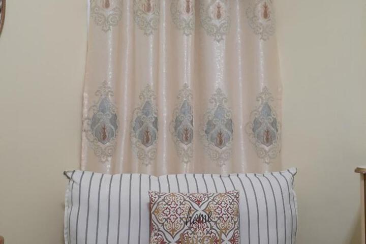 Cozy Turret Room at Nottingham Place in Wise with Plush Queen Bed Private Detached Full Bath