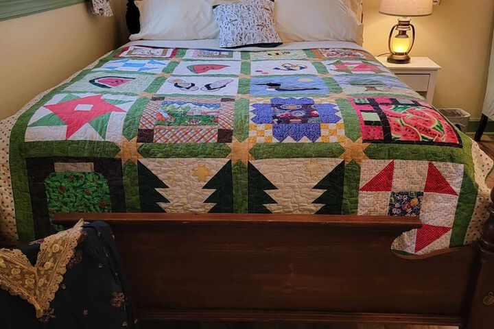 Room 16 of 62