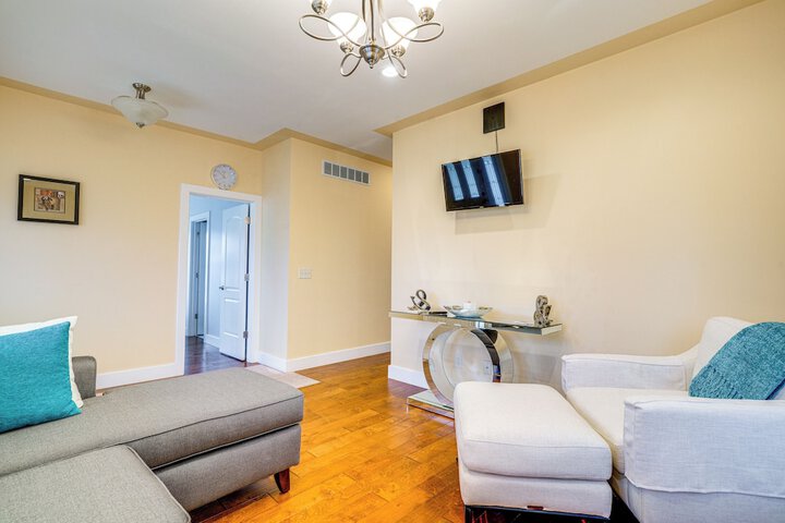Spacious South Bend Home - Walk to Notre Dame!