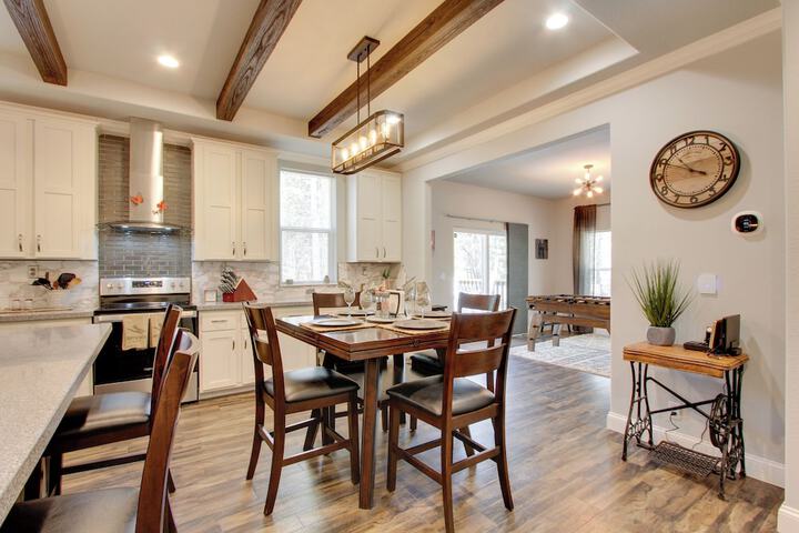 the Hub La Pine Vacation Rental - Dog Friendly!