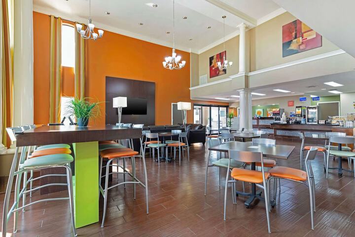 Best Western Inn & Suites