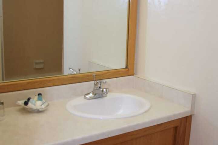 Room 8 of 25