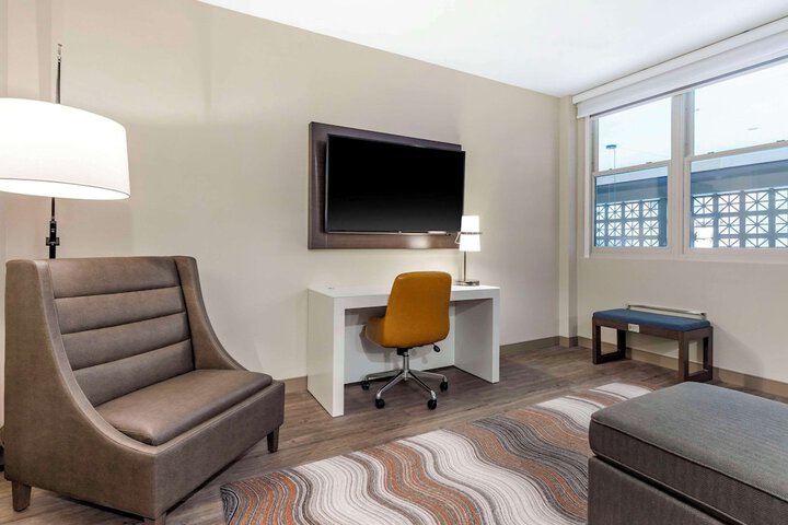 Room 40 of 58