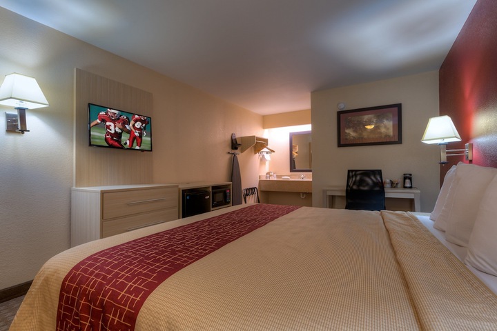 Room 26 of 28