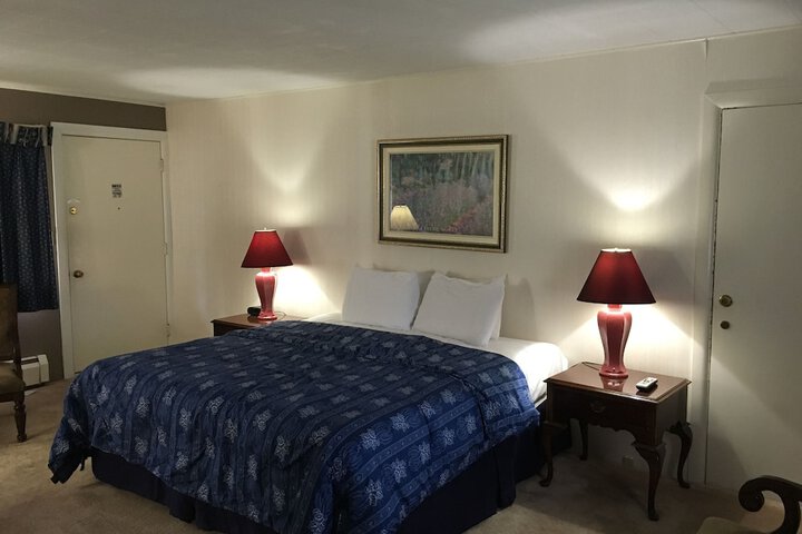 Room 42 of 81