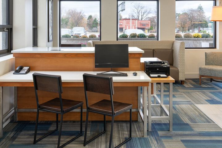 Business Center 48 of 48