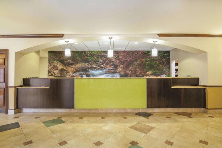 Hotel Interior 11 of 39