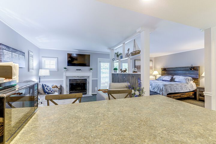 Norwich Vacation Rental w / Golf Course Views!