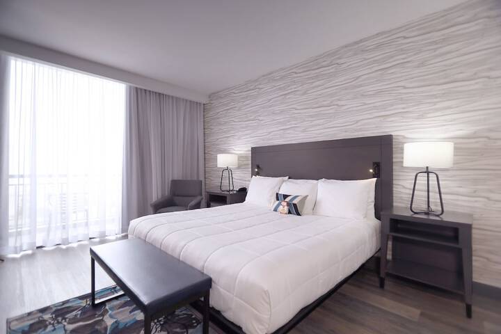 Room 12 of 24