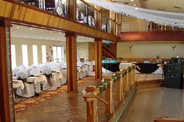 Plantation Inn & Suites
