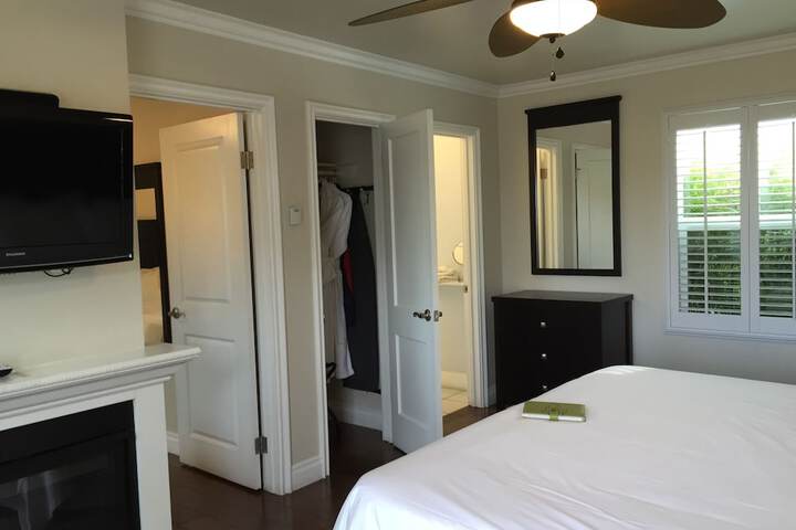 Beach Bungalow Inn and Suites
