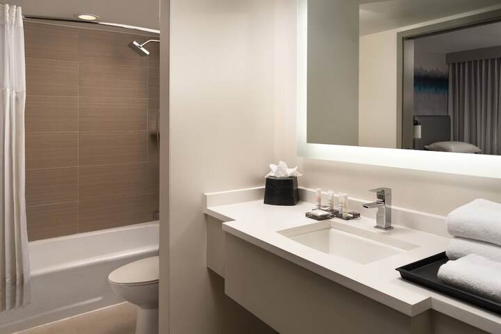 Costa Mesa Marriott
