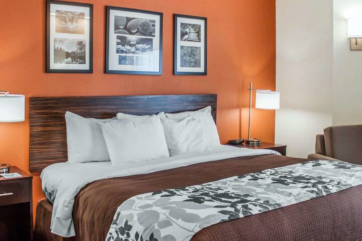 Room 20 of 32