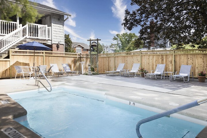 The Bellmoor Inn & Spa