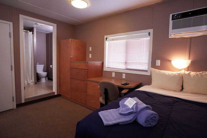Room 22 of 49