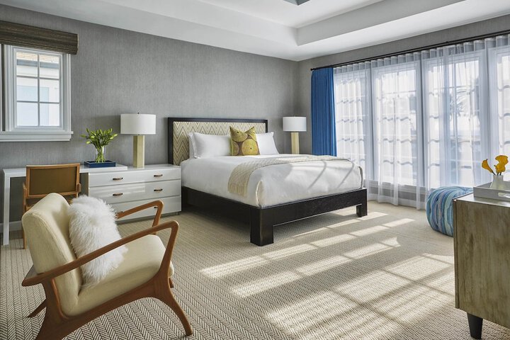 Room 27 of 57