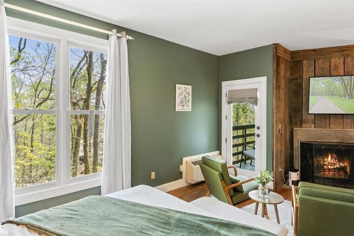Laurel Valley Mountain Retreat
