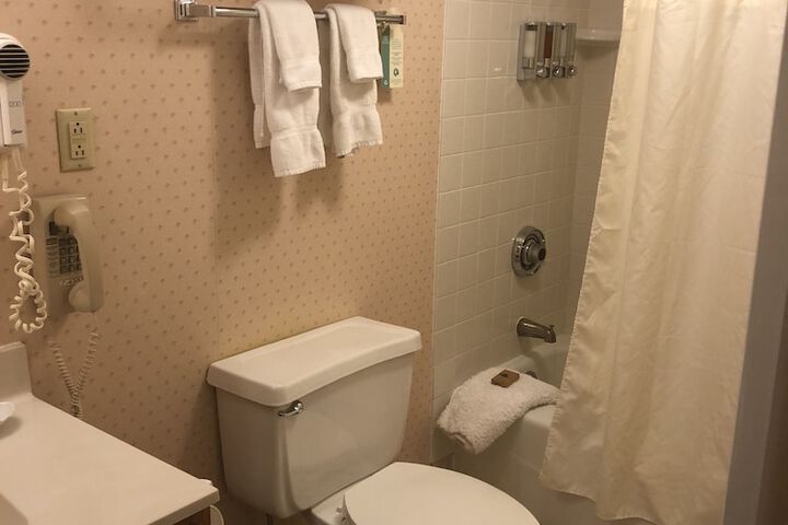 Room 19 of 65