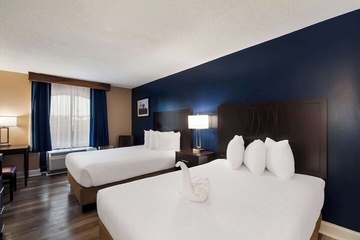 Room 21 of 27