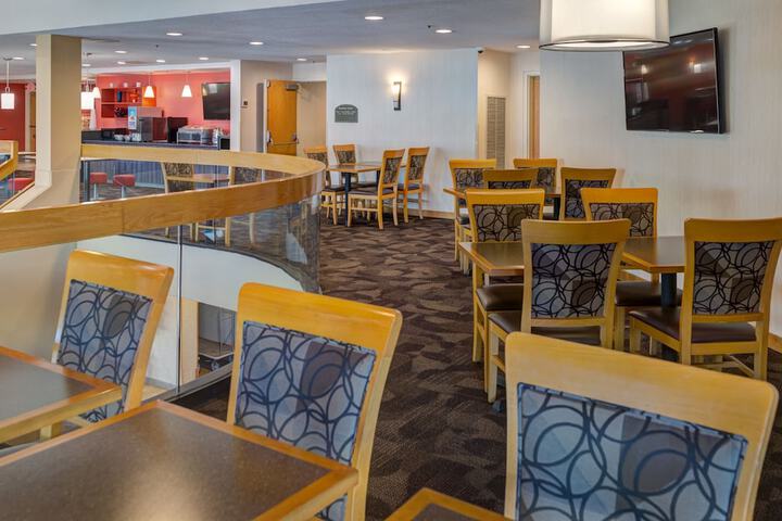 LivINN Hotel Cincinnati / Sharonville Convention Center