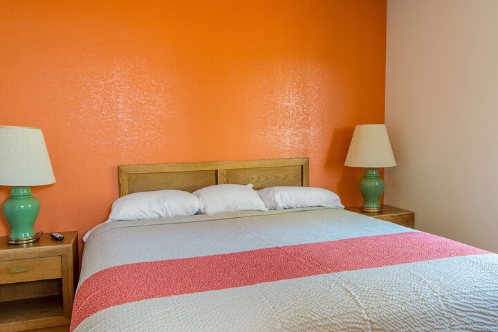 Motel 6 Madras OR