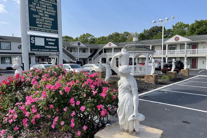 Hotel 18 of 62