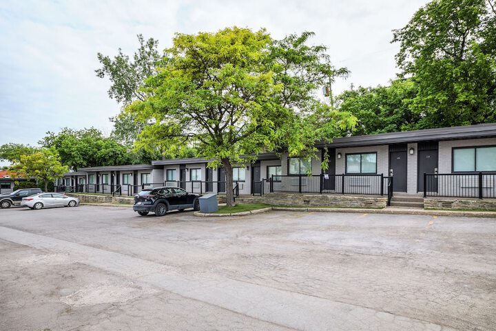 Motel Newstar Laval