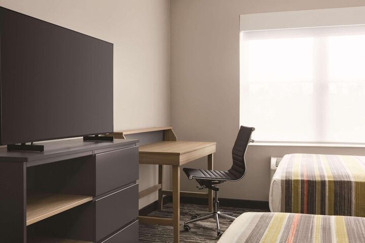 Room 11 of 21