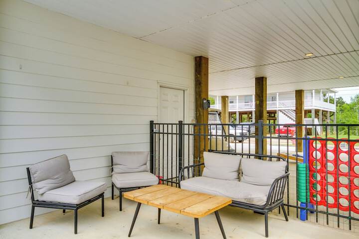 Waveland Vacation Rental w / Private Heated Pool