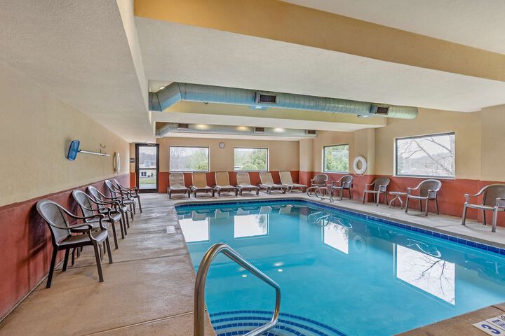 Pool 4 of 39