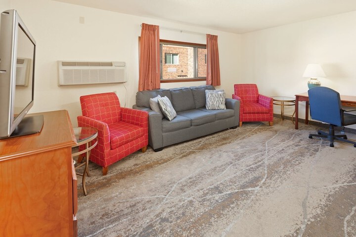 Black Hills Luxury Suites