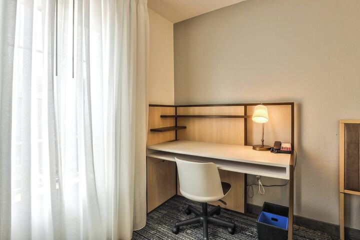 Room 51 of 62