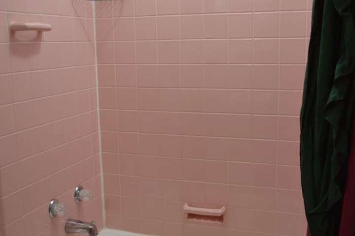 Room 6 of 22