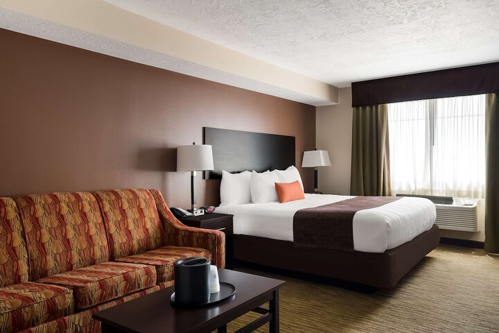 Best Western Plus Landmark Hotel