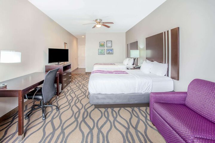 Room 16 of 30
