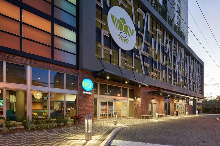 Tru by Hilton Fort Lauderdale Downtown