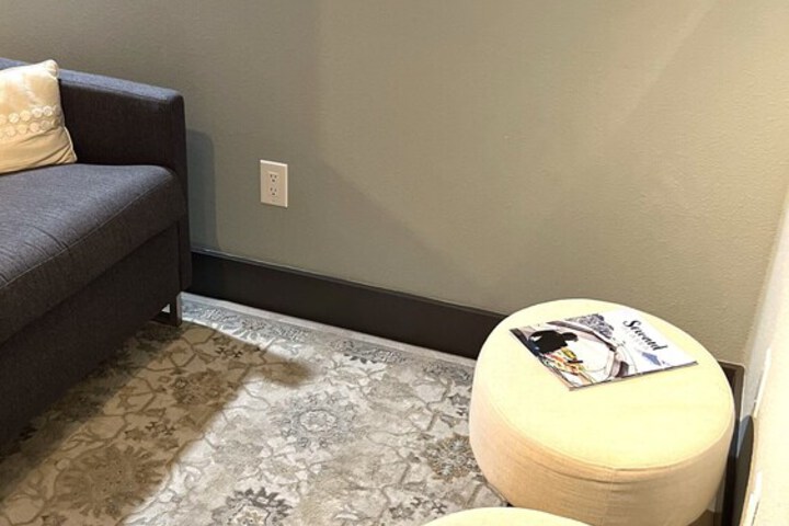 Room 32 of 123