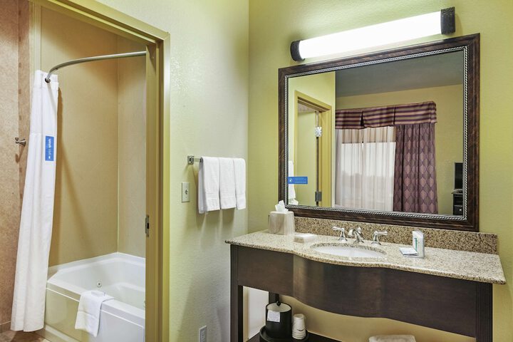 Hampton Inn & Suites Tulsa North / Owasso