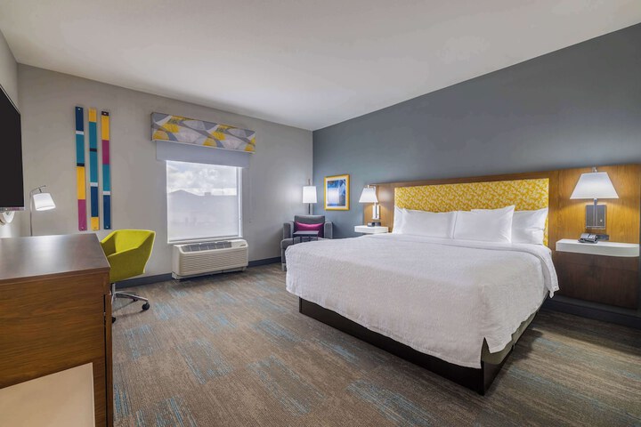 Room 13 of 46